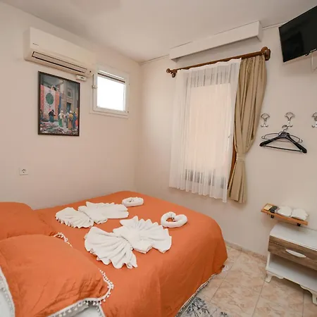 Anz Guest House Pansiyon Selçuk Exterior photo