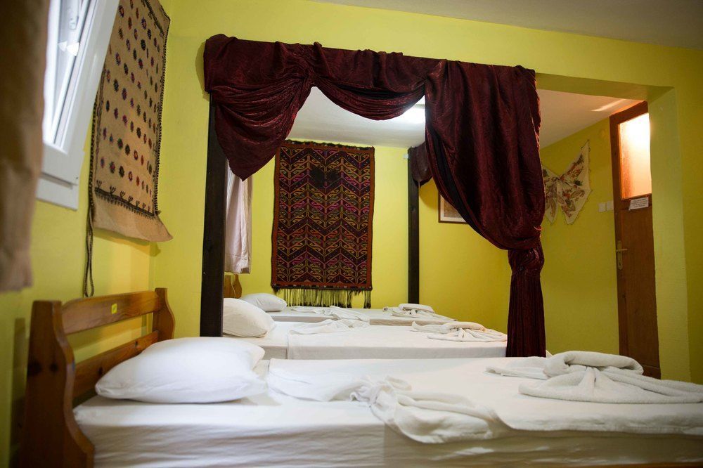 Anz Homestay *